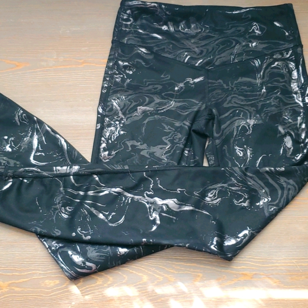 GapFit ankle length leggings